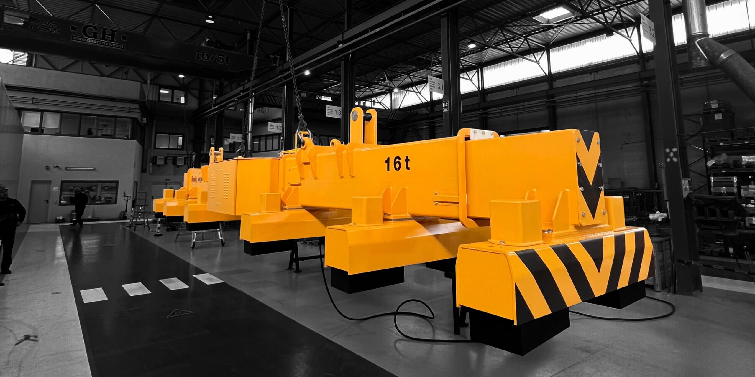 Electropermanent lifting magnet by Crosby Airpes